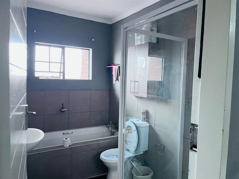 12 (2nd floor), Encore, 1 Morzart, Sagewood, Midrand, Gauteng - Photo 8