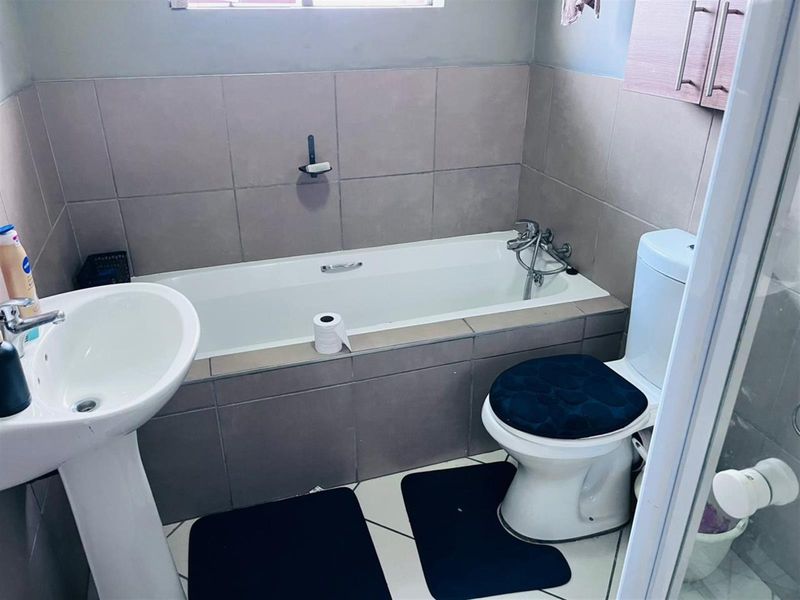 12 (2nd floor), Encore, 1 Morzart, Sagewood, Midrand, Gauteng - Photo 6