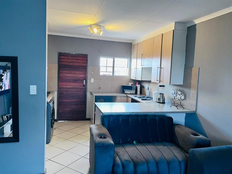 12 (2nd floor), Encore, 1 Morzart, Sagewood, Midrand, Gauteng - Photo 2