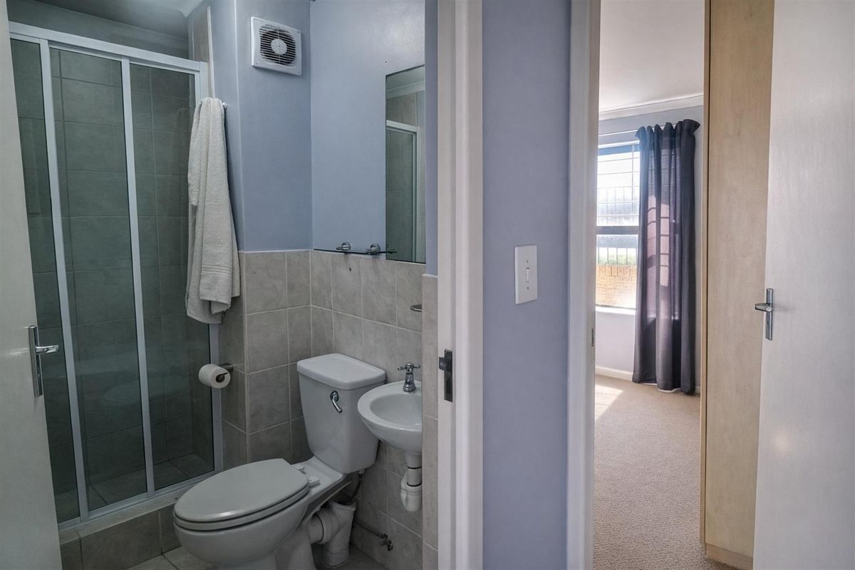 South shore apartments- Spacious 2 Bed 2 Bath with Loft and Garage is Your New Home - Photo 5