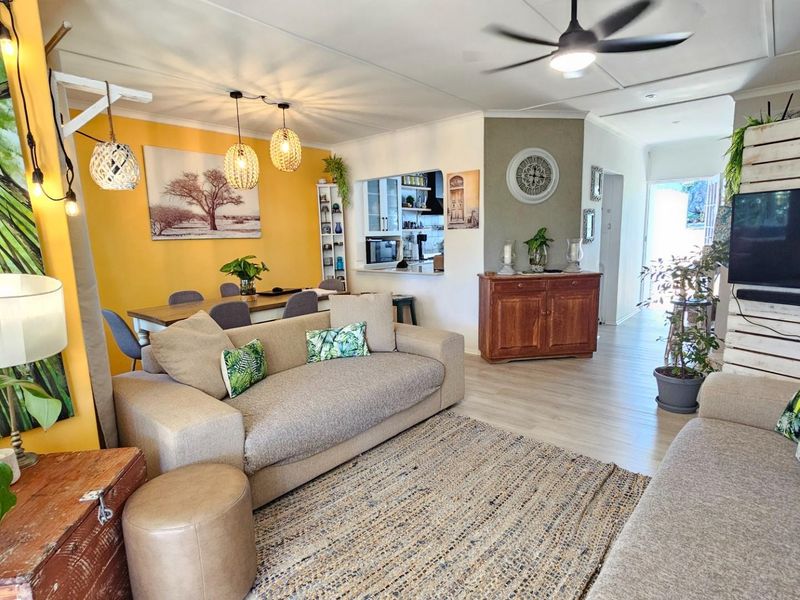 Stylish and Modern Three Bedroom Townhouse in a Pet Friendly Complex - Photo 9