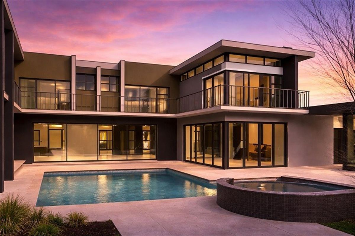5 Bedroom House for sale in Midstream Heights Estate - Photo 4