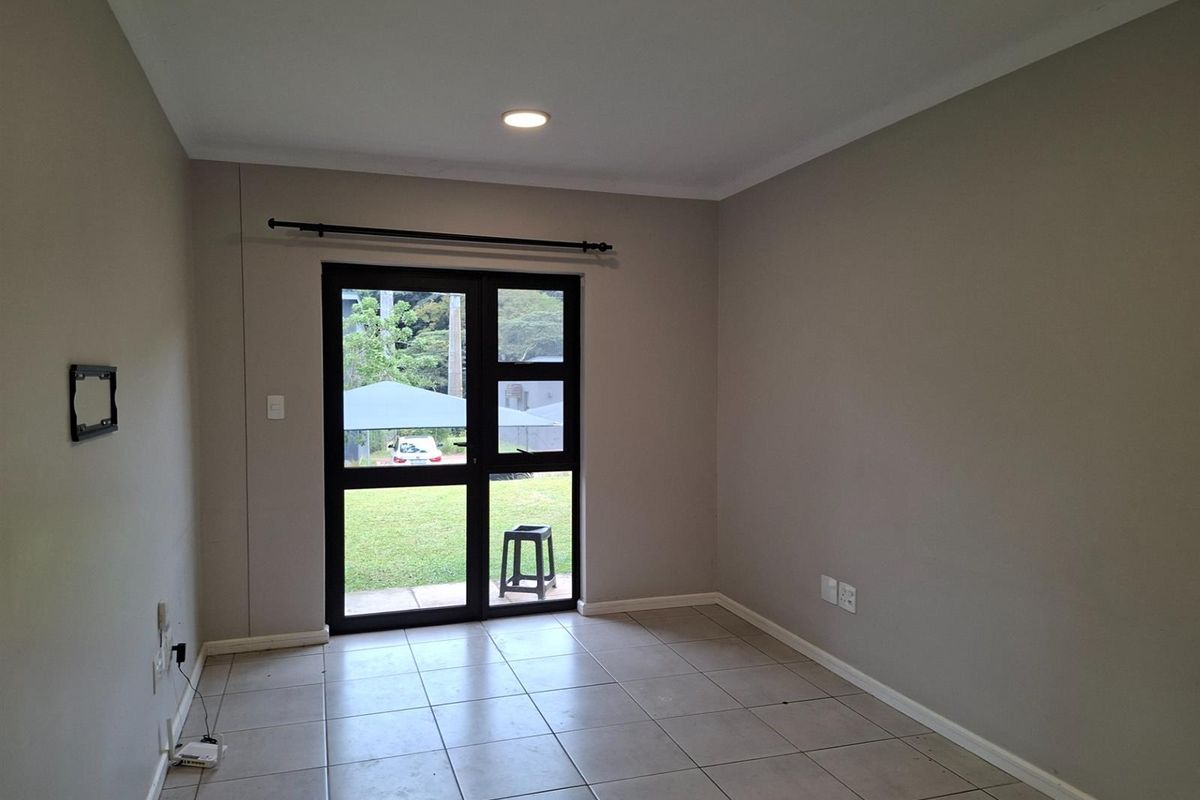 Secure and Luxury Apartment Rent in Waterfall, KwaZulu Natal - Photo 2