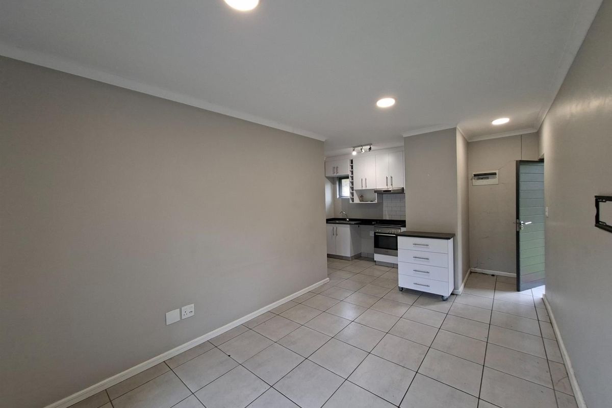 Secure and Luxury Apartment Rent in Waterfall, KwaZulu Natal - Photo 3