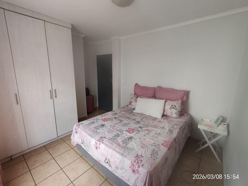 2-Bedroom Ground Floor Apartment for Sale in Noordwyk - Photo 8