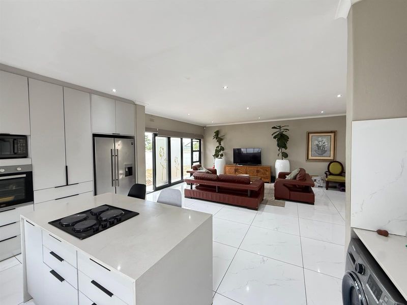 Modern 2 bedroom House to rent in Monte Vista - Photo 4