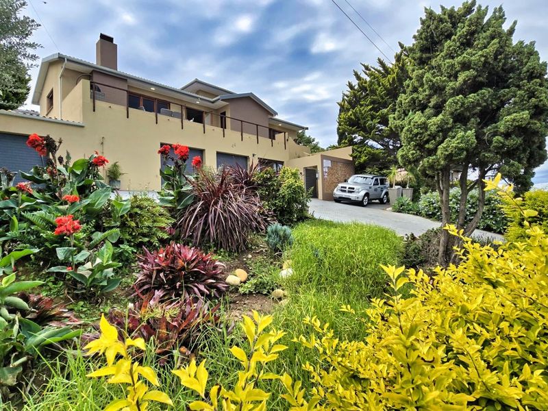 House For Sale in Dana Bay Mossel Bay - Photo 1
