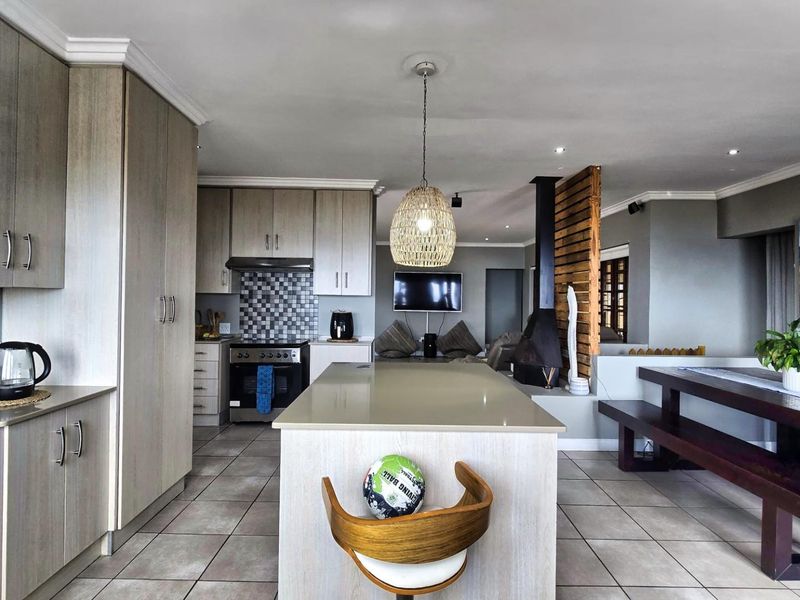 House For Sale in Dana Bay Mossel Bay Western Cape - Photo 8