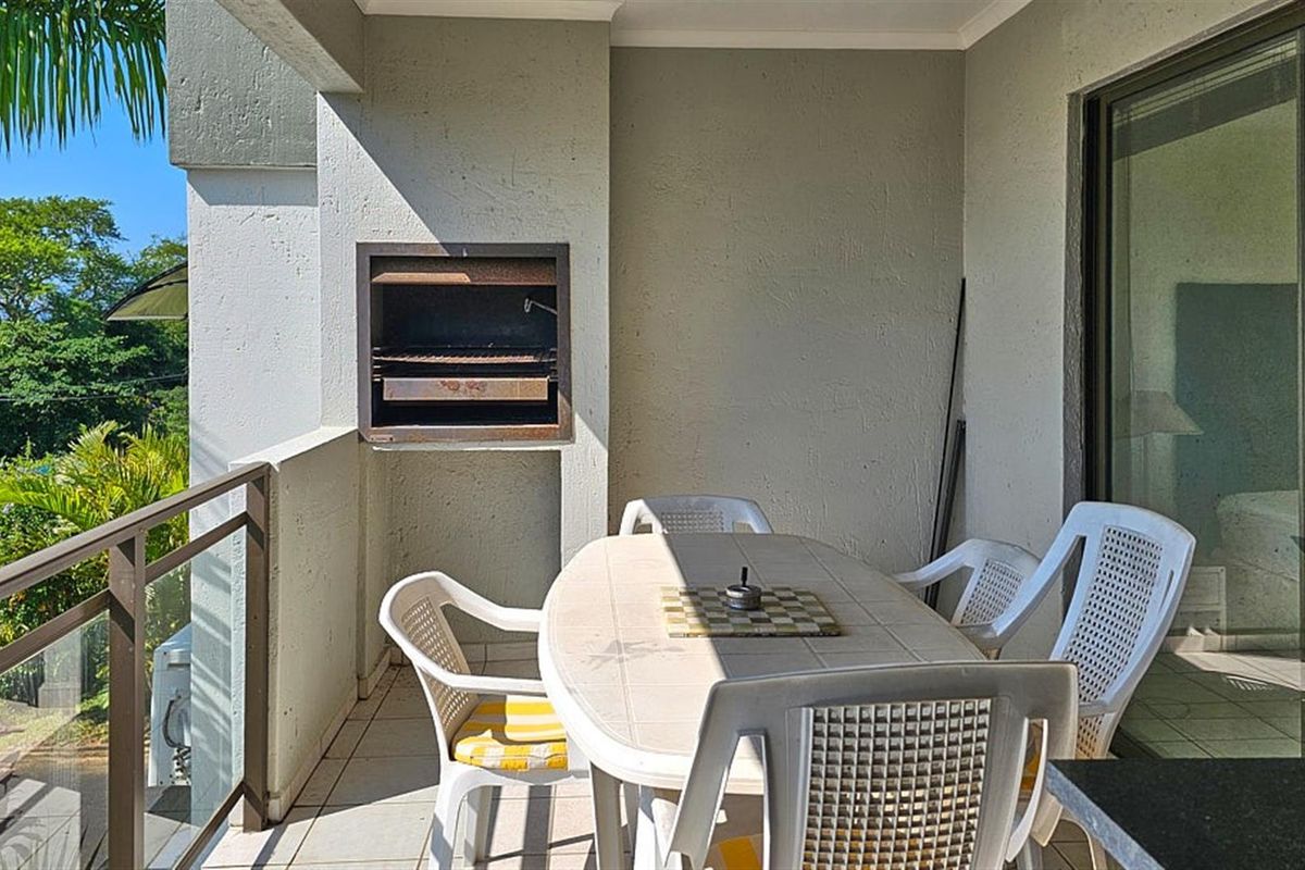 PET FRIENDLY 2 Bedroom, 2 Bathroom Townhouse - Photo 5