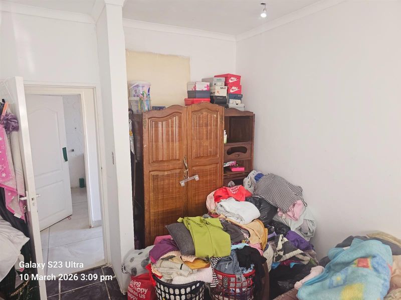 House For Sale in Riverlea, Johannesburg - Photo 6