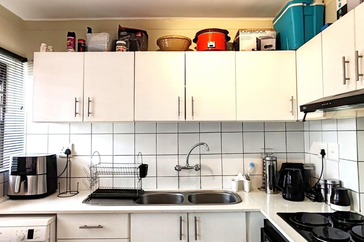 Investment-Ready Duplex in Windsor Place, Elfindale - Strong Yield and Lifestyle Appeal - Photo 5