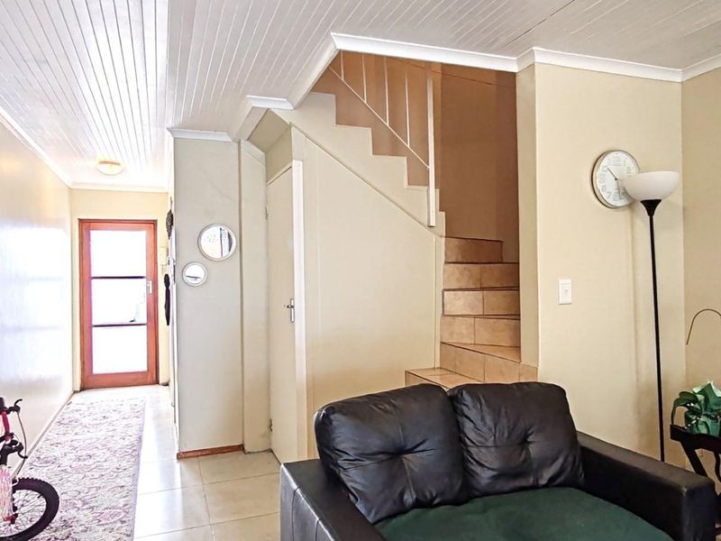 Investment-Ready Duplex in Windsor Place, Elfindale - Strong Yield and Lifestyle Appeal - Photo 4