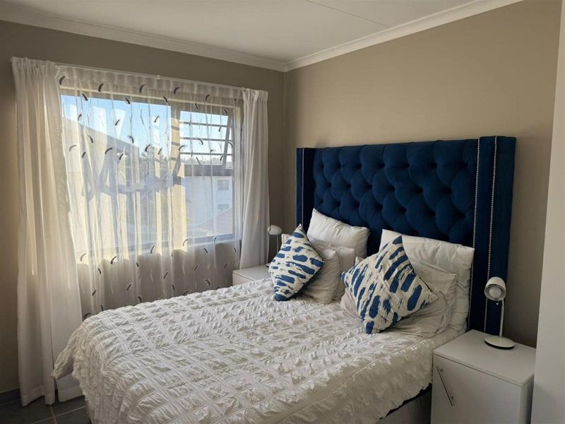 Charming 3-Bedroom Duplex for Sale in Summerset Village - Photo 7