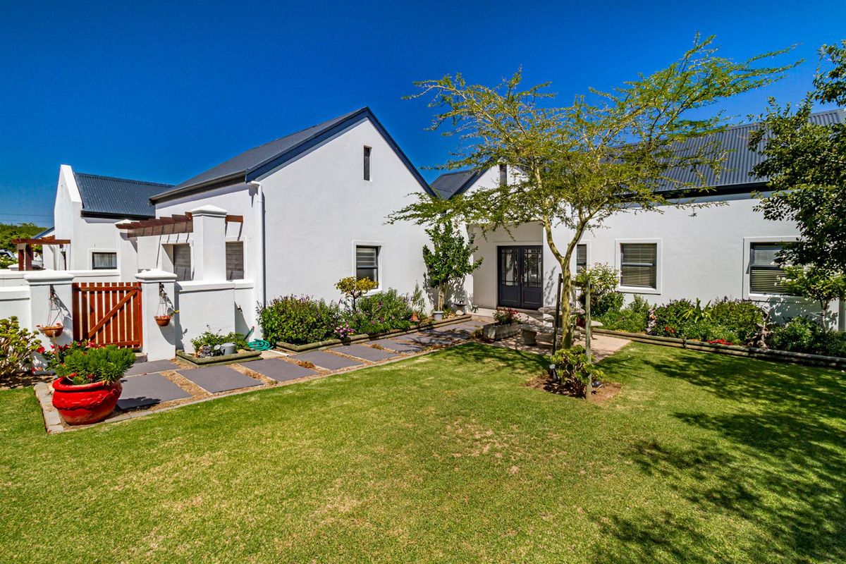 Elegant 3 bedroom home in the sought after - Croydon Olive Estate - Photo 5