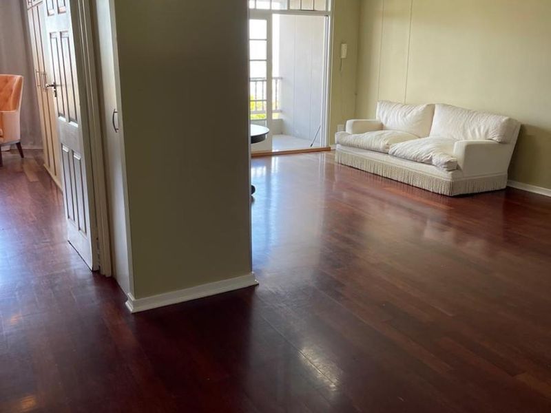 Apartment To Rent in Essenwood, Durban, KwaZulu Natal - Photo 3