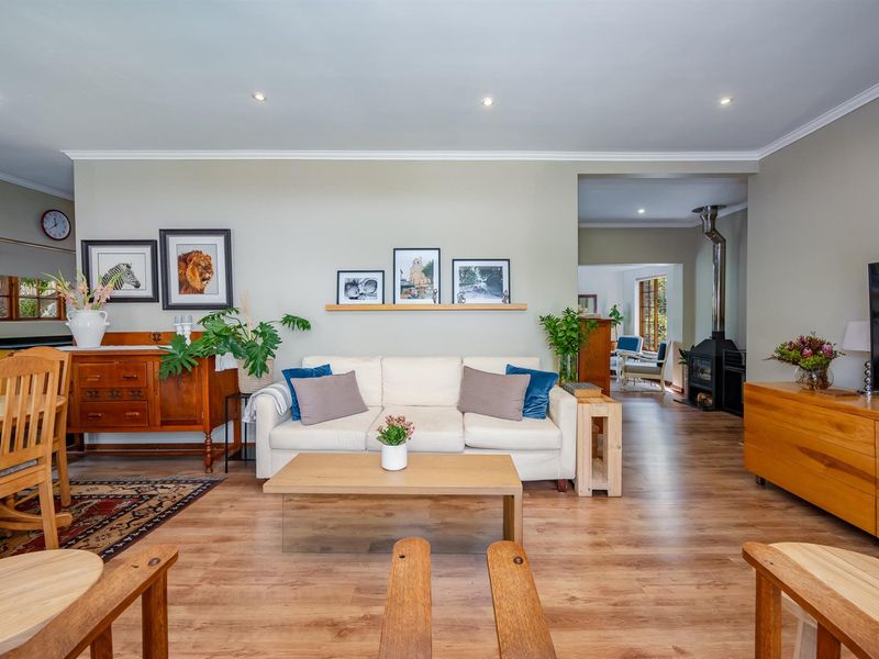 House For Sale in Golden Acre, Somerset West - Photo 8