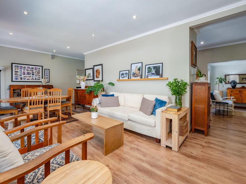 House For Sale in Golden Acre, Somerset West - Photo 7