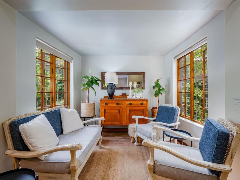 House For Sale in Golden Acre, Somerset West - Photo 10