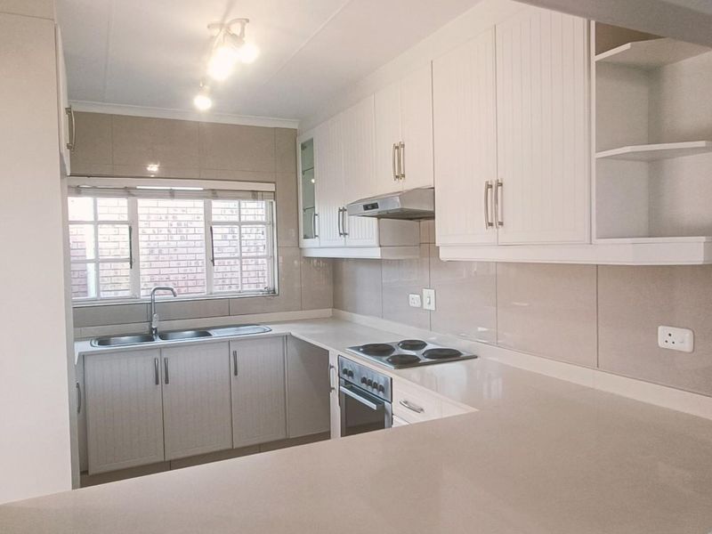 3 Bedroom Townhouse to Rent in Hillcrest Prime Location | Secure Estate Living - Photo 9