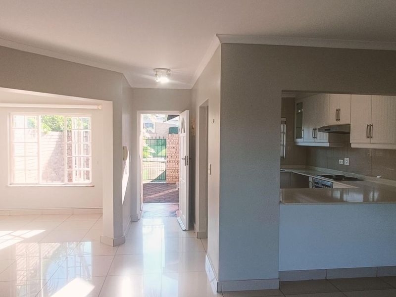 3 Bedroom Townhouse to Rent in Hillcrest Prime Location | Secure Estate Living - Photo 7