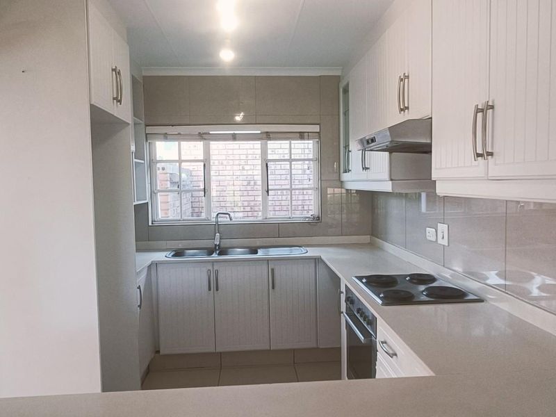 3 Bedroom Townhouse to Rent in Hillcrest Prime Location | Secure Estate Living - Photo 6