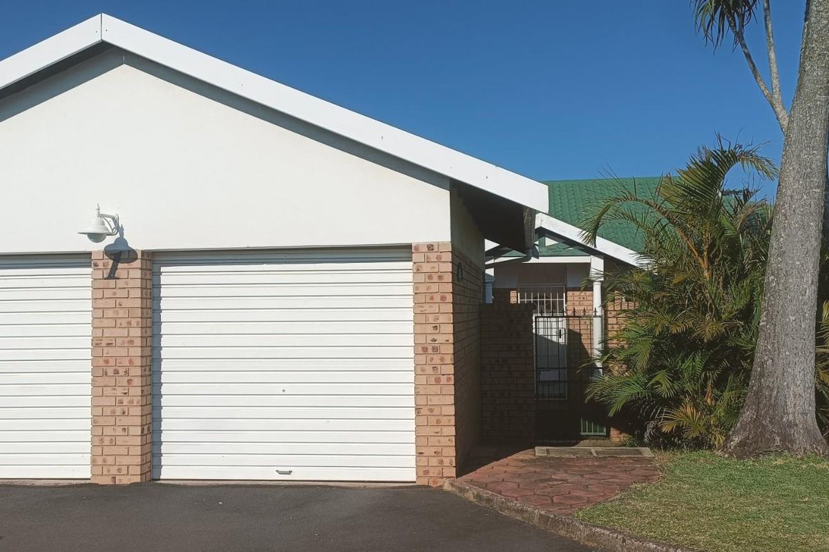 3 Bedroom Townhouse to Rent in Hillcrest Prime Location | Secure Estate Living - Photo 3