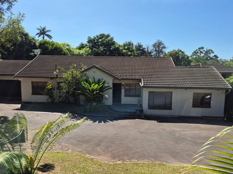 4 Bedroom House For Sale in Yellowwood Park, Durban, KwaZulu Natal - Photo 5