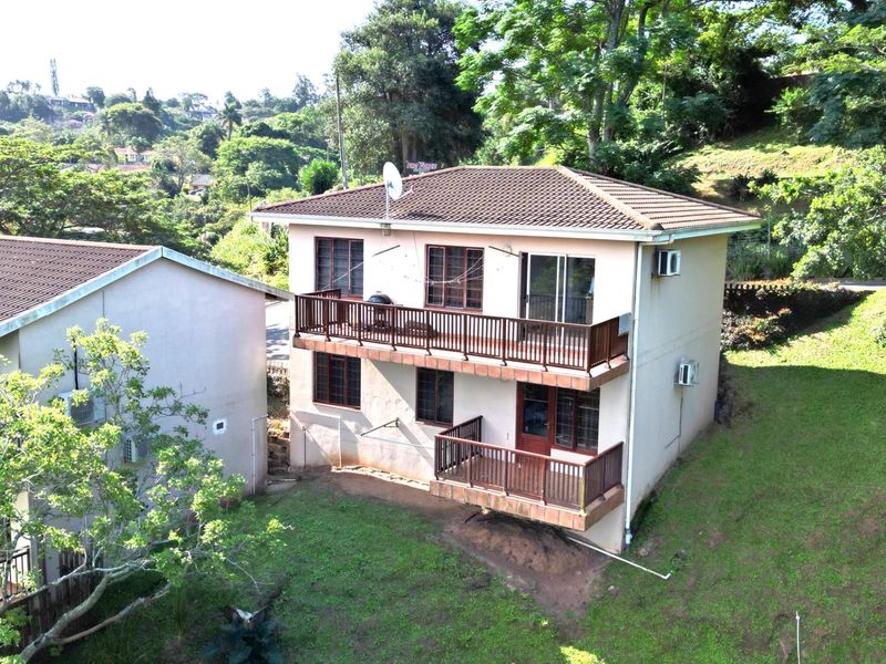 3 Bedroom Townhouse For Sale in New Germany, Pinetown, KwaZulu Natal - Photo 2
