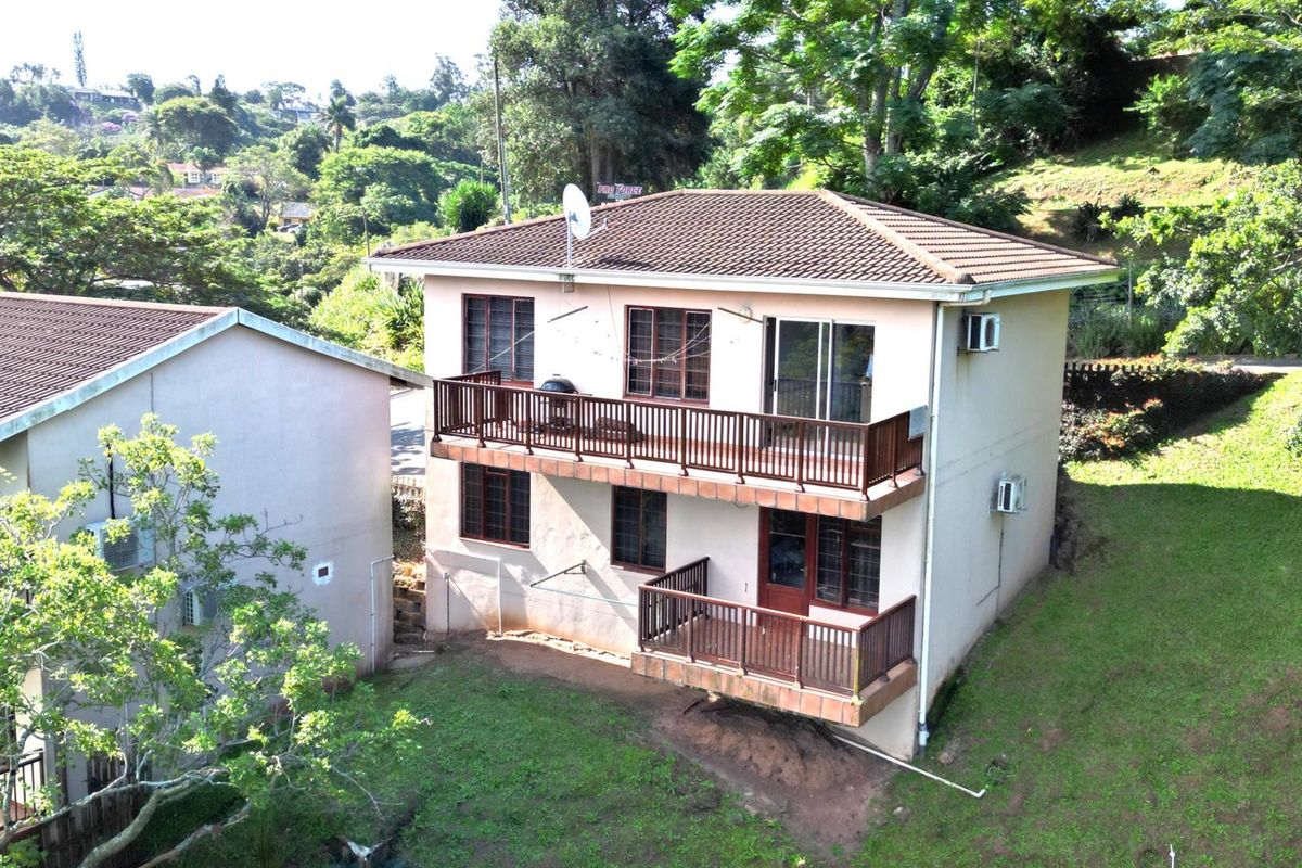 3 Bedroom Townhouse For Sale in New Germany, Pinetown, KwaZulu Natal - Photo 2