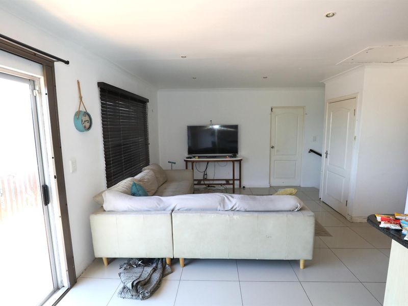 3 Bedroom Townhouse For Sale in New Germany, Pinetown, KwaZulu Natal - Photo 10