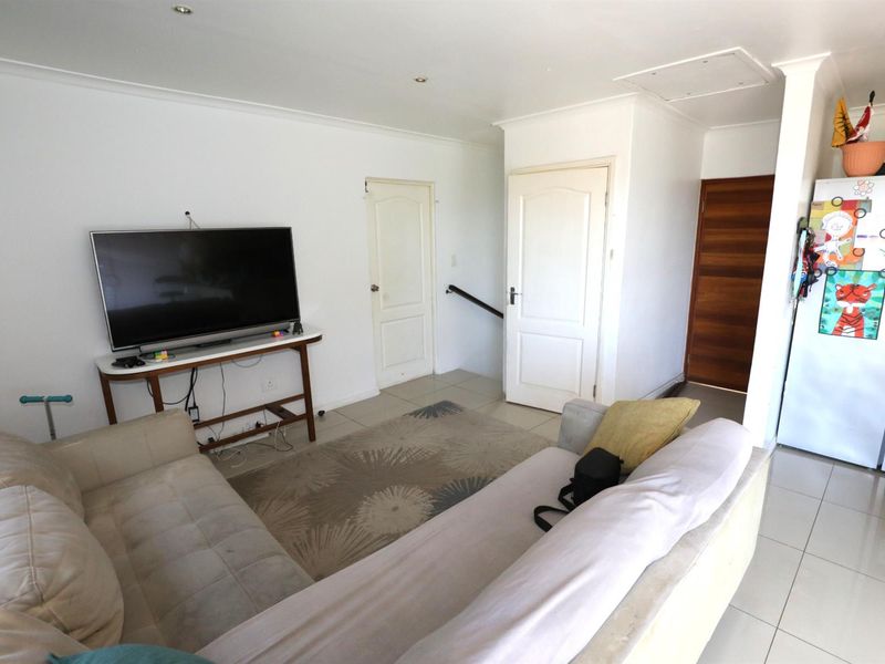 3 Bedroom Townhouse For Sale in New Germany, Pinetown, KwaZulu Natal - Photo 8