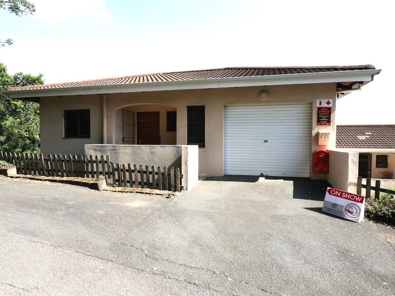 3 Bedroom Townhouse For Sale in New Germany, Pinetown, KwaZulu Natal - Photo 3