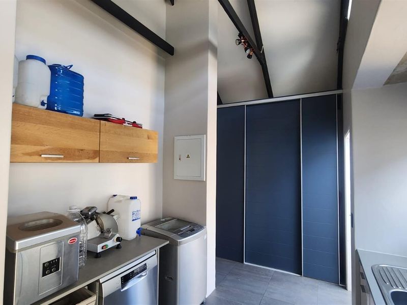 Modern Luxury with Breathtaking Views Heidelberg Estate - Photo 10