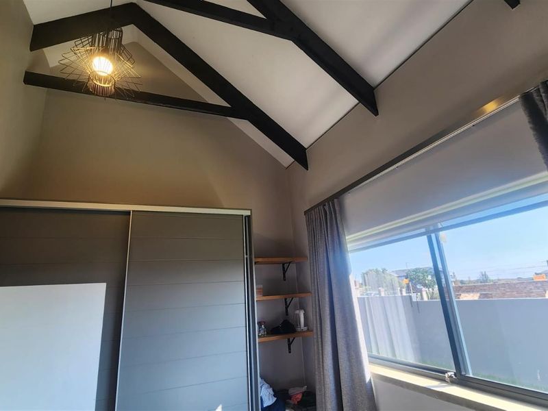 Modern Luxury with Breathtaking Views Heidelberg Estate - Photo 9