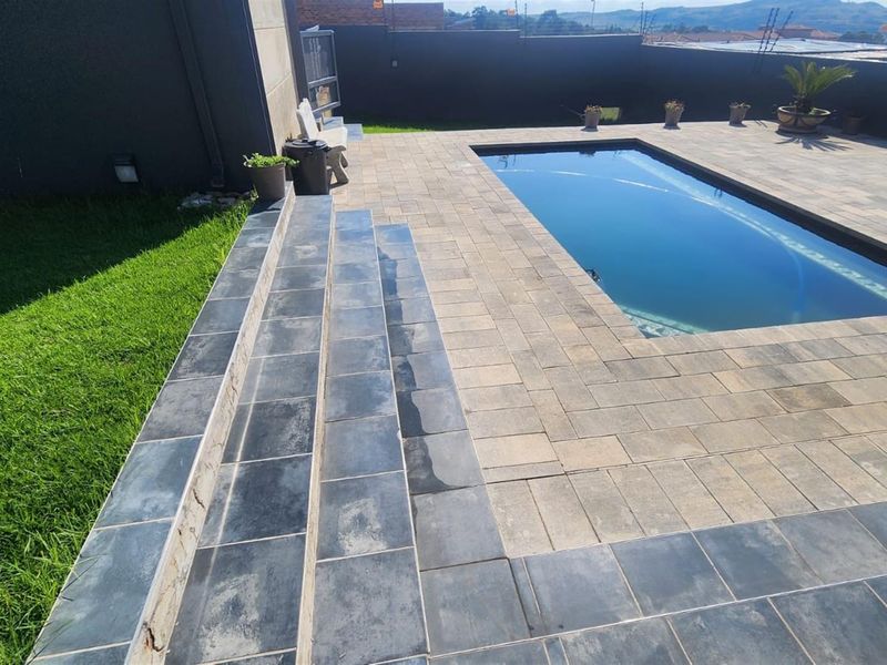 Modern Luxury with Breathtaking Views Heidelberg Estate - Photo 8