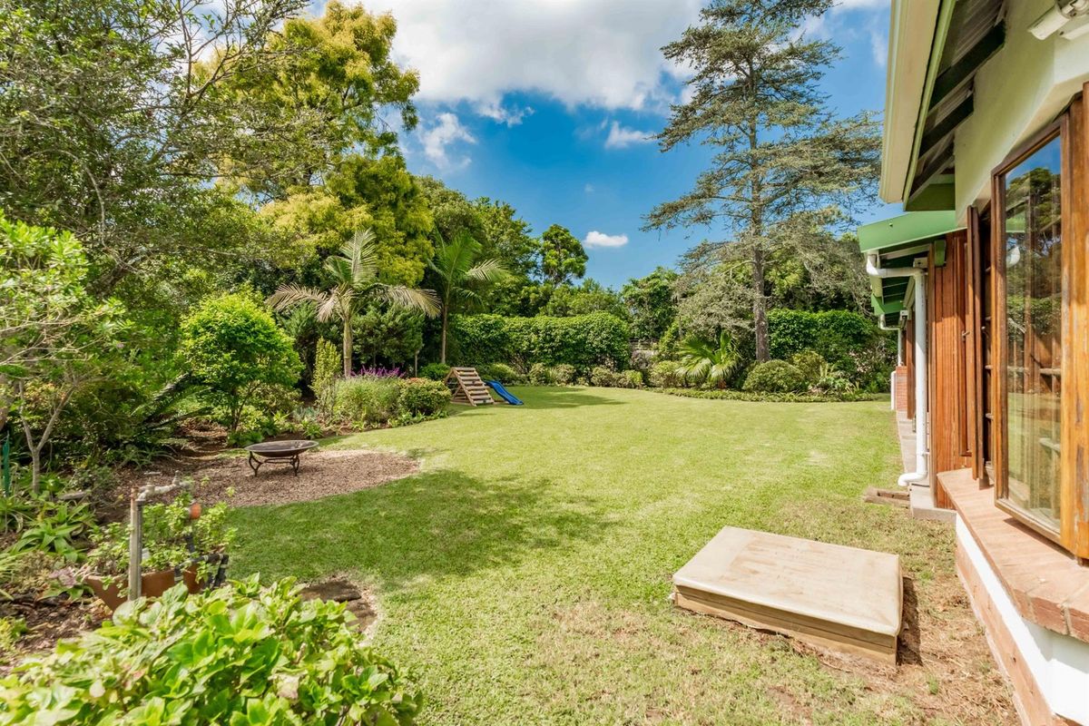 Stunning Townhouse in the Heart of Hillcrest - Photo 2