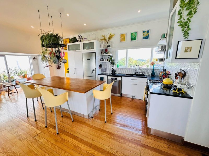 Skyline Sophistication in the Heart of Illovo - Iconic Penthouse Living - Photo 4