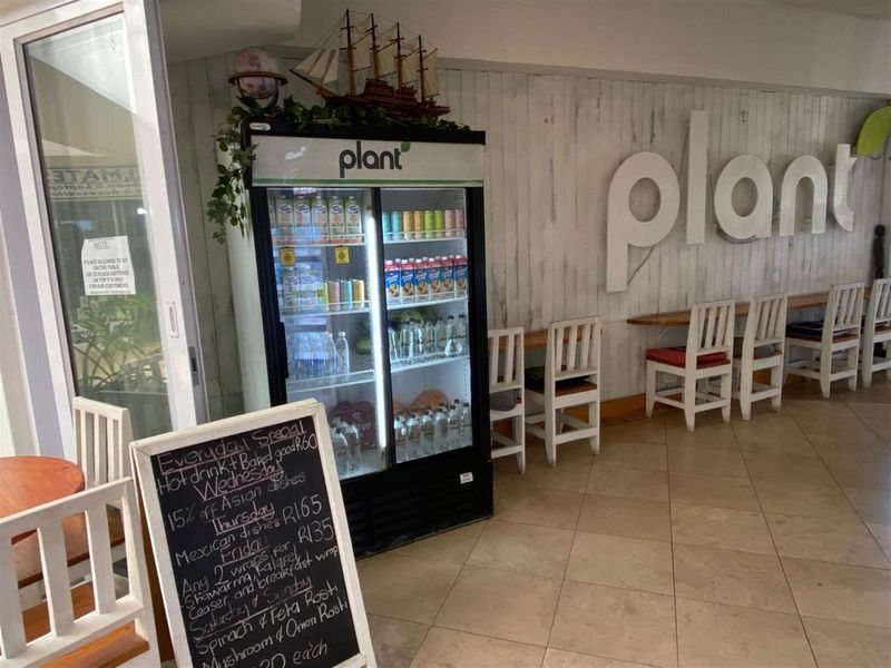 Retail Space To Rent in Camps Bay, Cape Town - Photo 7