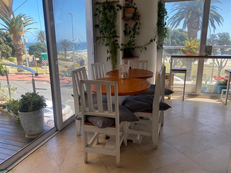 Retail Space To Rent in Camps Bay, Cape Town - Photo 5