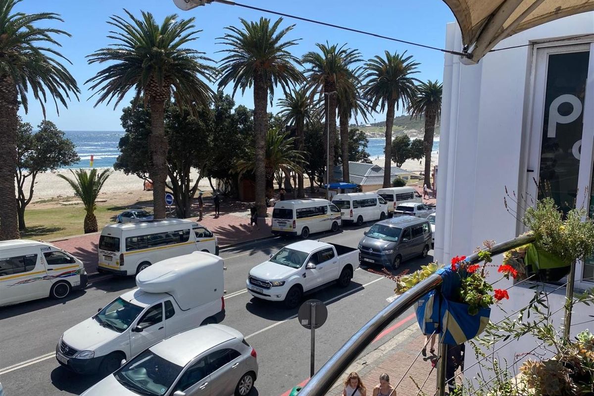 Retail Space To Rent in Camps Bay, Cape Town - Photo 3