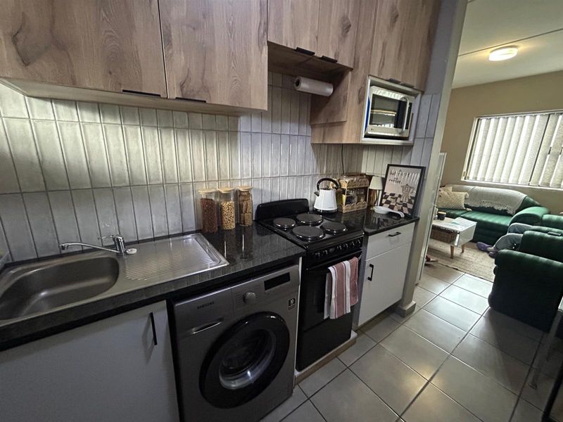 2-Bedroom Apartment for Sale in Belhar Views - Photo 2