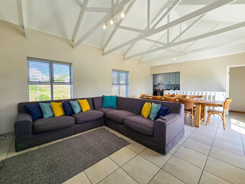 House For Sale in Stilbaai Wes, Stilbaai - Photo 8