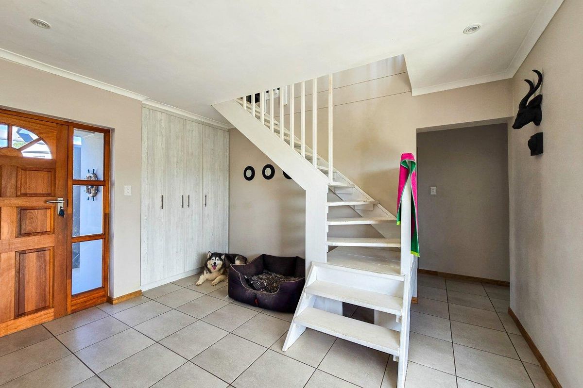 House For Sale in Stilbaai Wes, Stilbaai - Photo 5