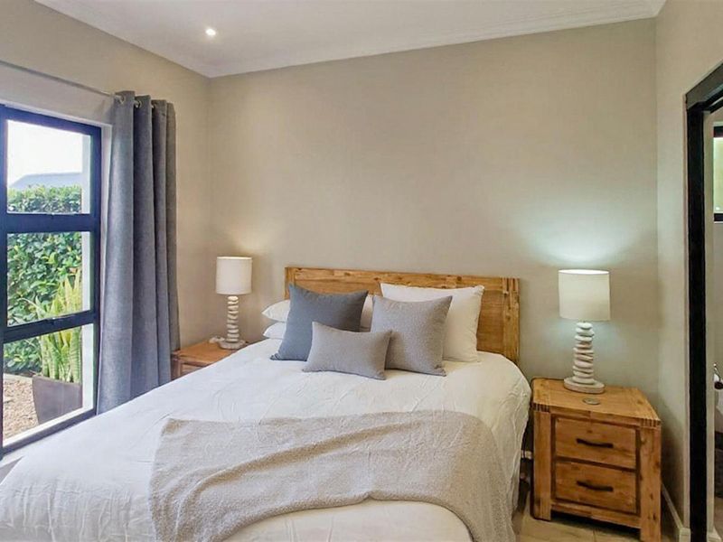 Brand New on the Market | Stylish Garden Apartment with Exceptional Lifestyle Living - Photo 7