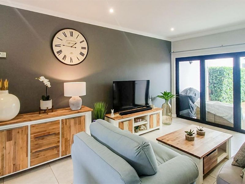 Brand New on the Market | Stylish Garden Apartment with Exceptional Lifestyle Living - Photo 2