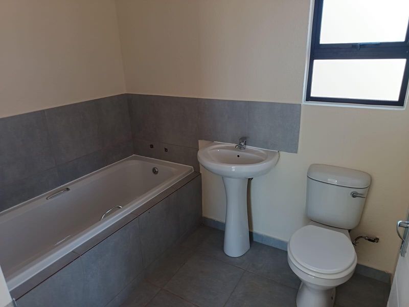 Brand new houses Perfect for you and your family - Photo 8