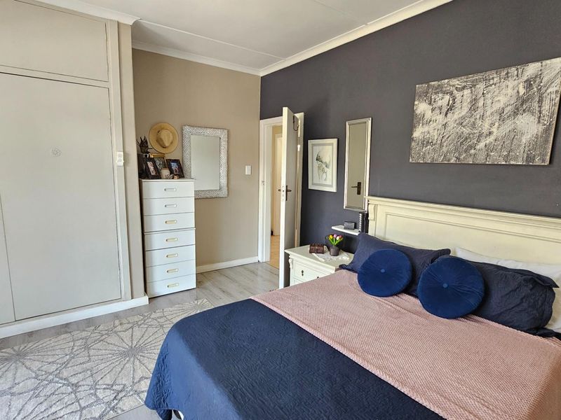 Steps from the Beach with Exceptional Income Potential - Photo 10