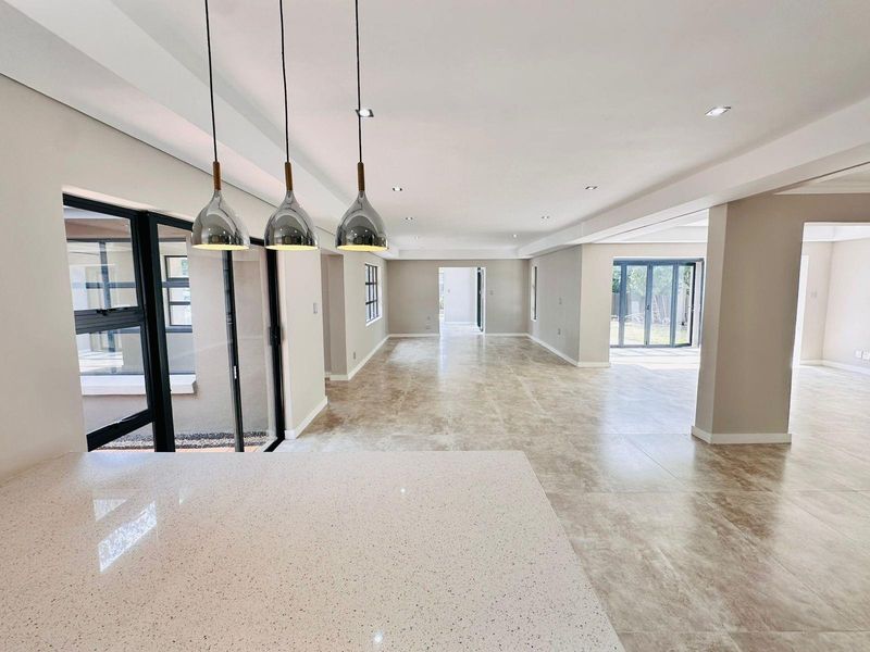 Elegant Family Living in a Secure Bryanston Enclave, with Separate Cottage! - Photo 7