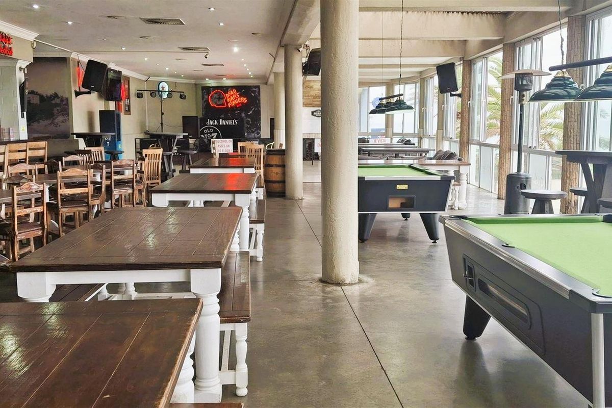 Profitable Beachfront Café Business for Sale in Jeffreys Bay | Turnkey Opportunity on Dolphin Beach - Photo 4