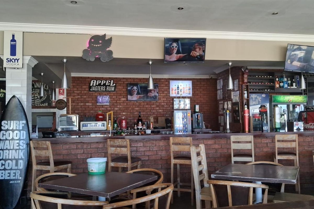 Profitable Beachfront Café Business for Sale in Jeffreys Bay | Turnkey Opportunity on Dolphin Beach - Photo 5
